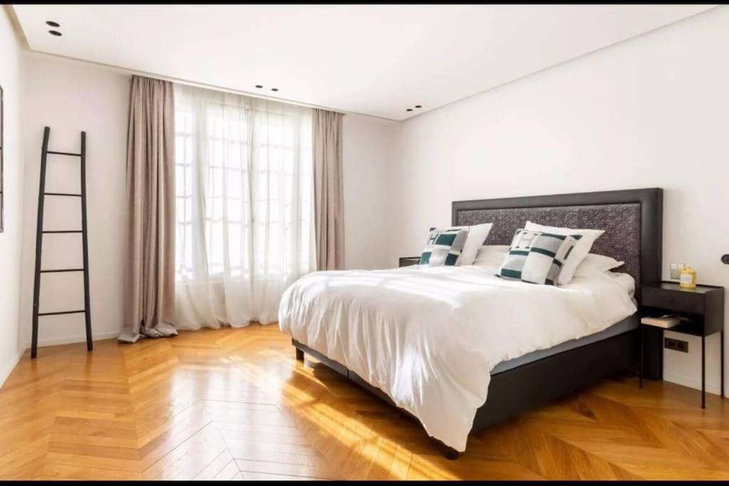 Amazing Apartment 2Bdr/6Pax Next To Champs Elysees Παρίσι Εξωτερικό φωτογραφία