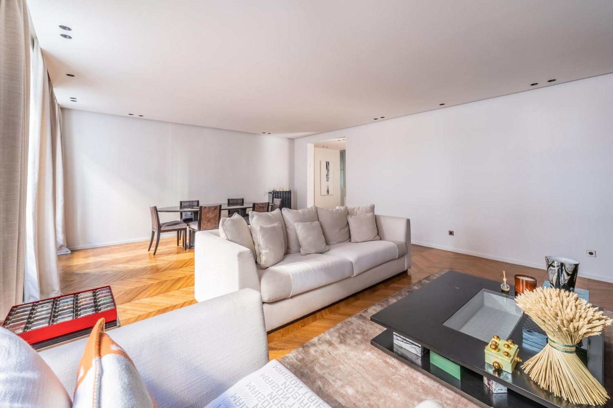 Amazing Apartment 2Bdr/6Pax Next To Champs Elysees Παρίσι Εξωτερικό φωτογραφία